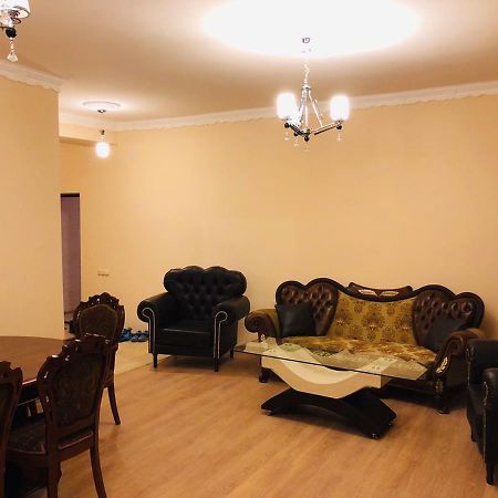 Holiday Inn Yerevan - Republic Square By Ihg Zewnętrze zdjęcie
