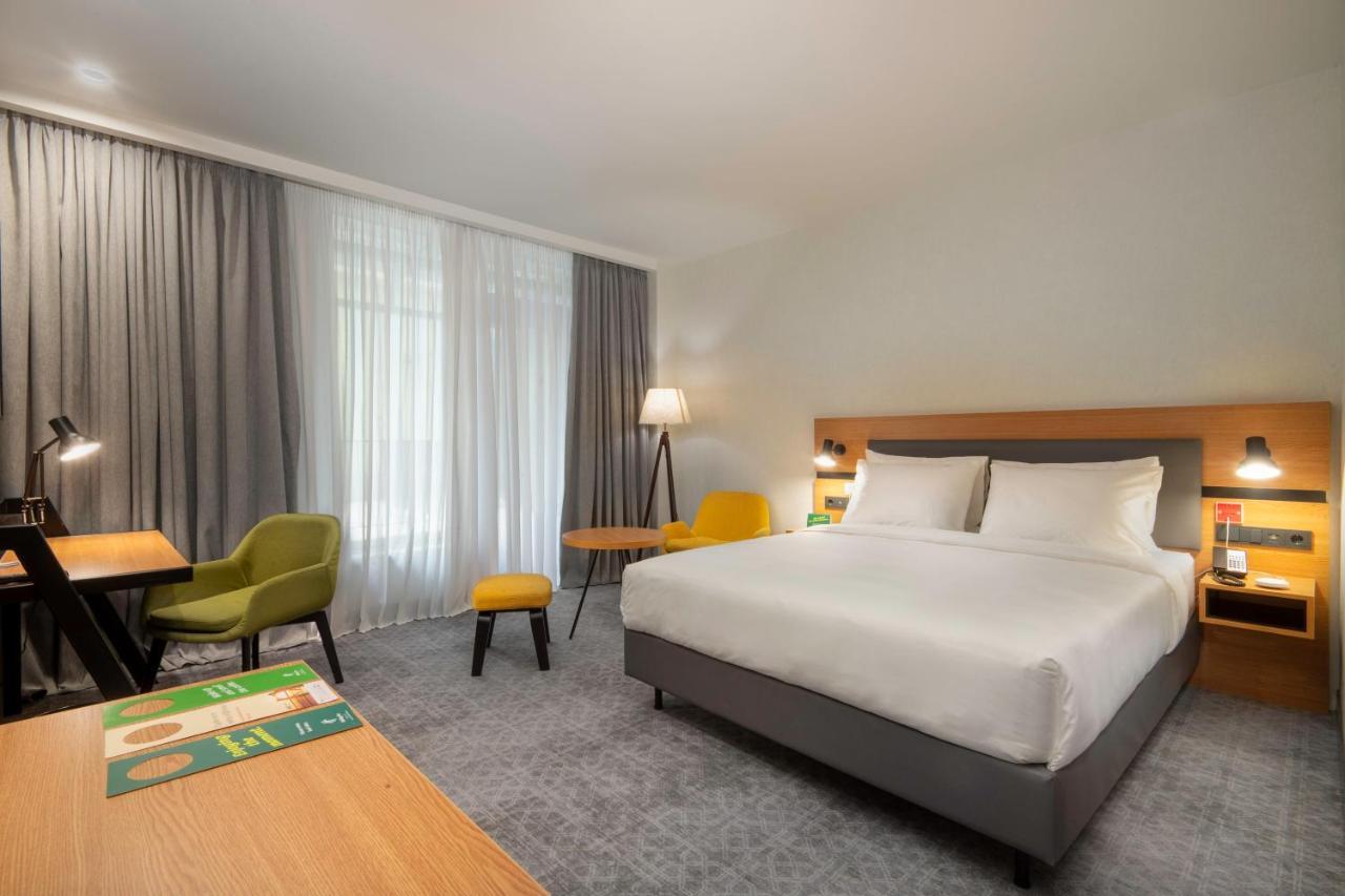 Holiday Inn Yerevan - Republic Square By Ihg Zewnętrze zdjęcie