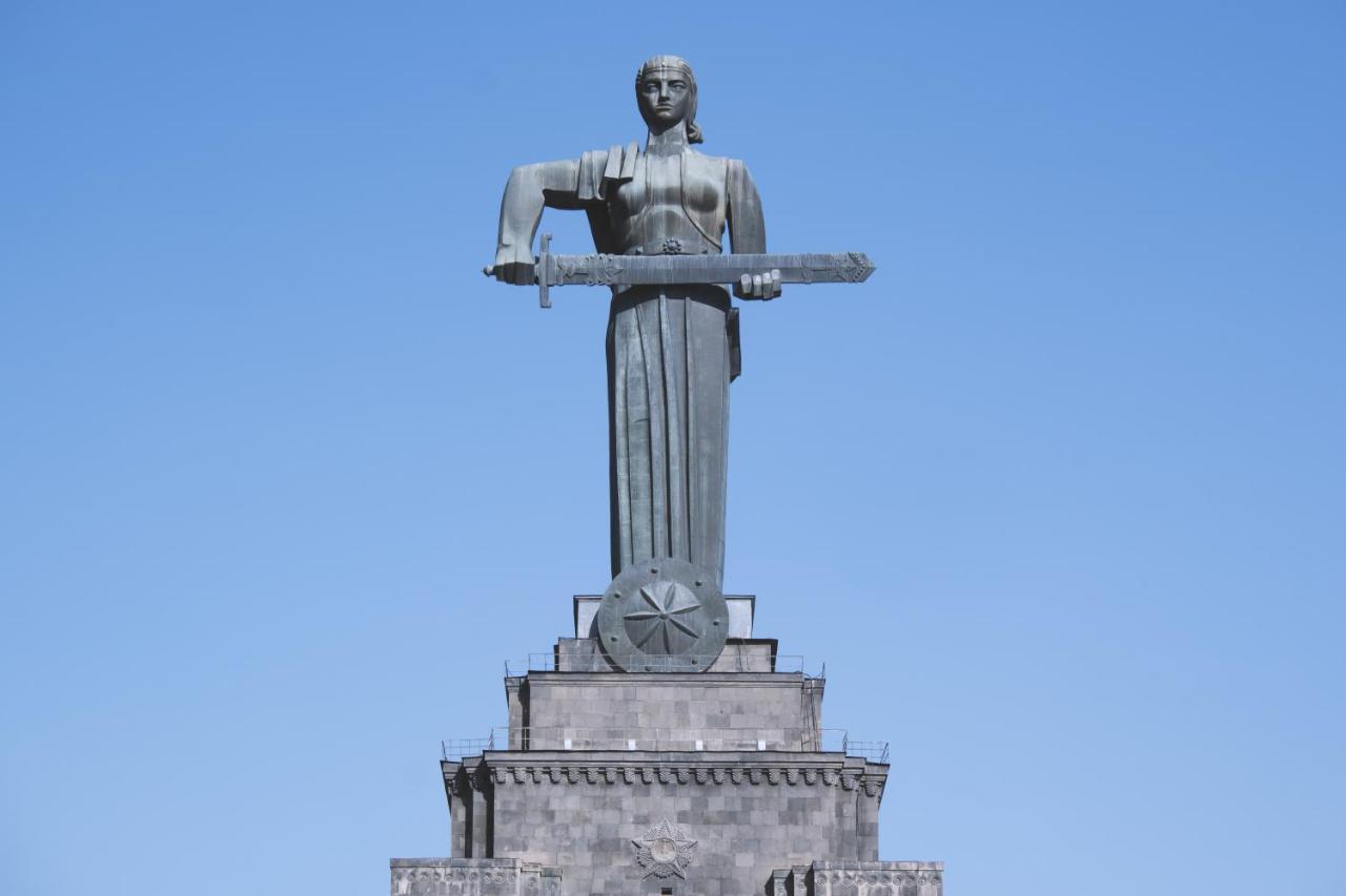 Holiday Inn Yerevan - Republic Square By Ihg Zewnętrze zdjęcie