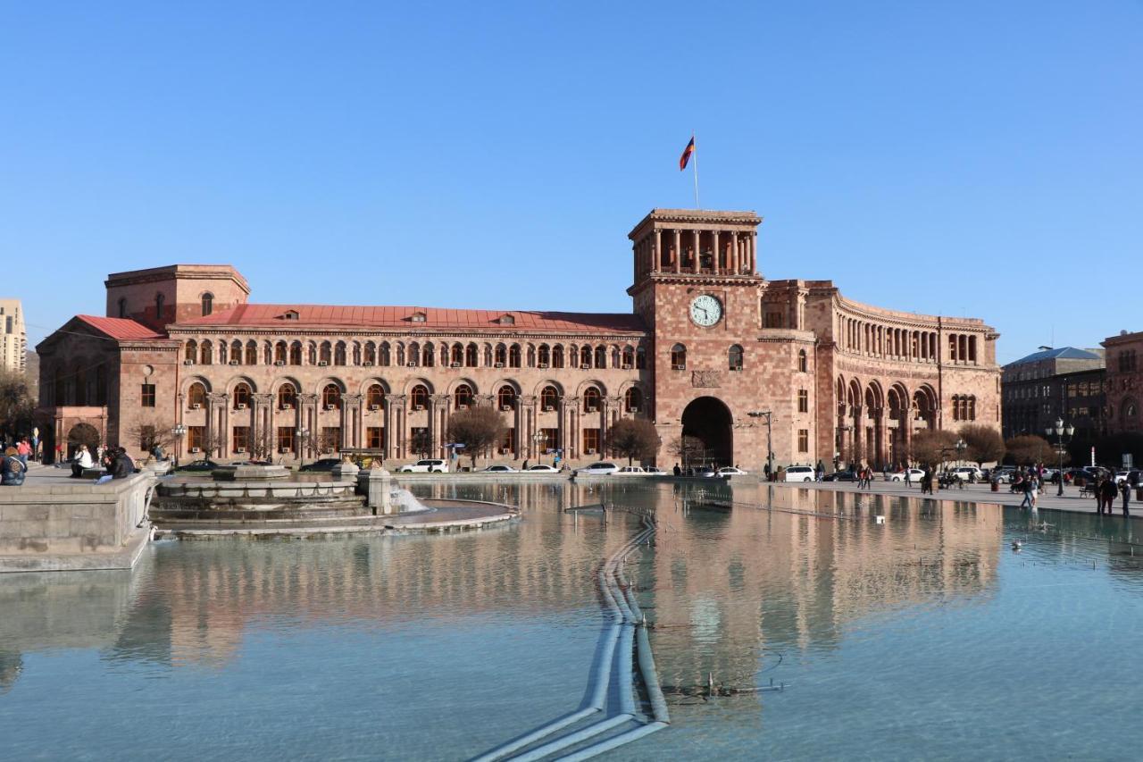 Holiday Inn Yerevan - Republic Square By Ihg Zewnętrze zdjęcie