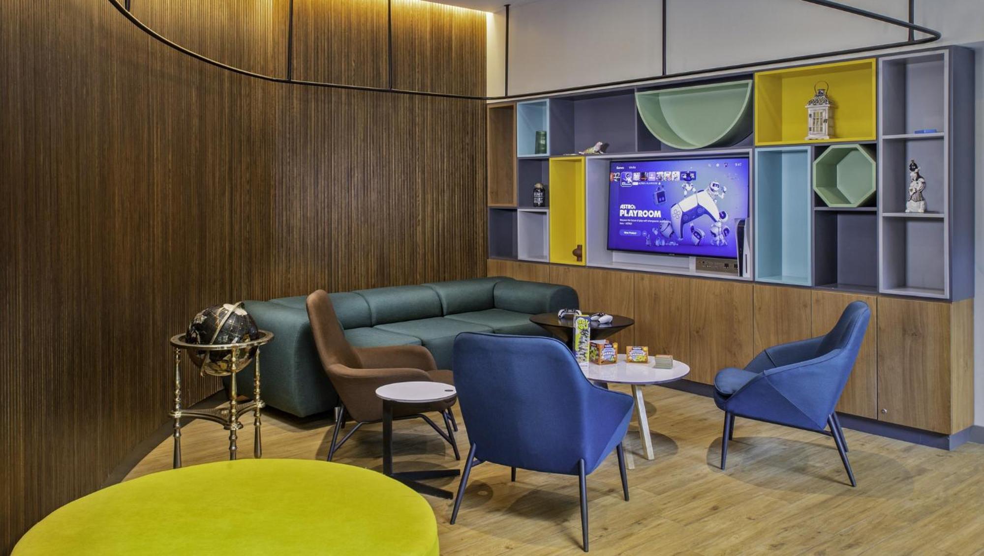 Holiday Inn Yerevan - Republic Square By Ihg Zewnętrze zdjęcie