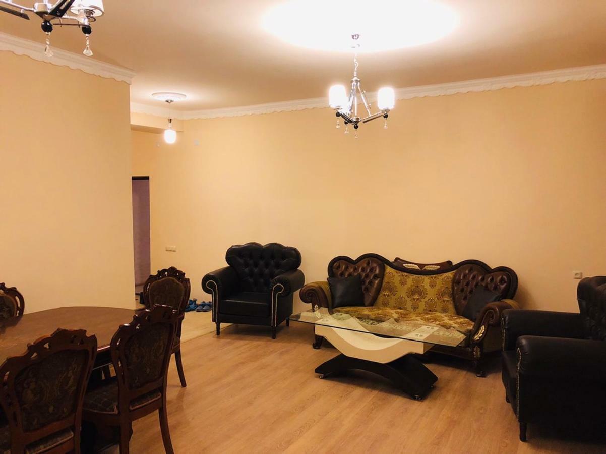 Holiday Inn Yerevan - Republic Square By Ihg Zewnętrze zdjęcie